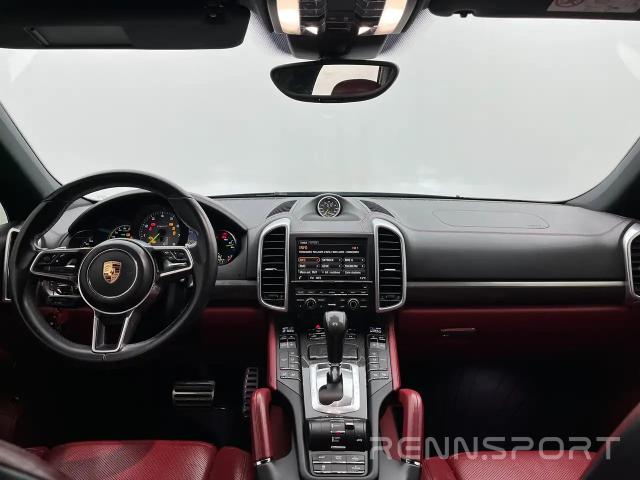 Cayenne E2 Phase II S e-hybrid (2016) - Photo 12