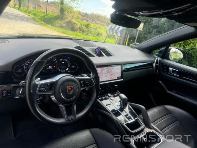 Cayenne Coupe Phase I e-hybrid (2020) - Photo 6