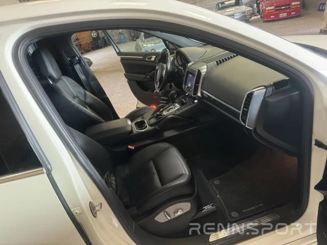 Cayenne E2 S (2015) - Photo 8