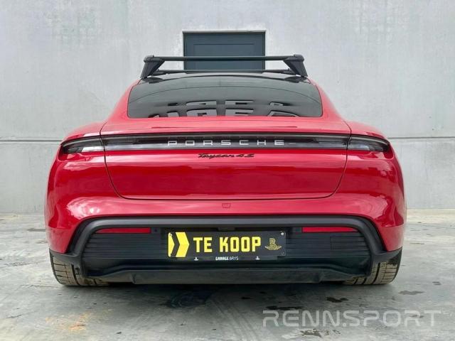 Taycan 4S (2020) - Photo 10
