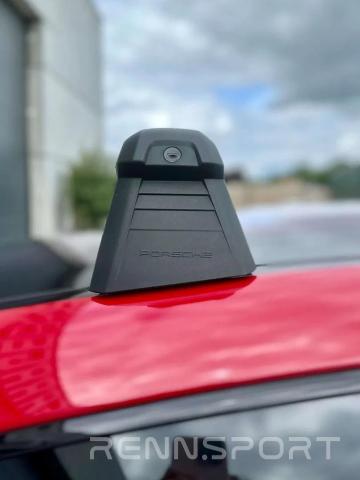 Taycan 4S (2020) - Photo 14