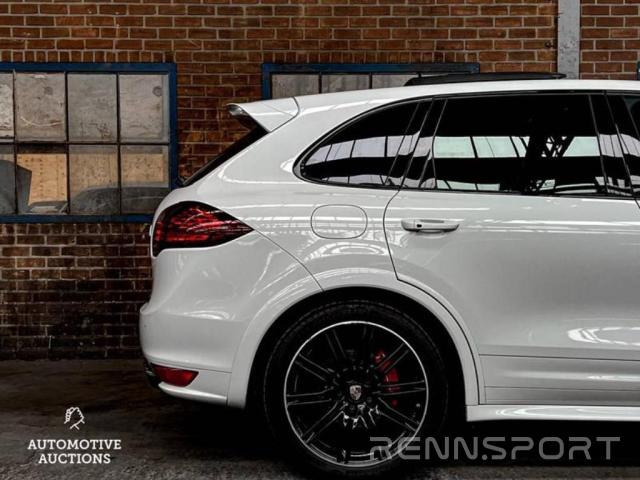 Cayenne E2 GTS (2013) - Photo 6