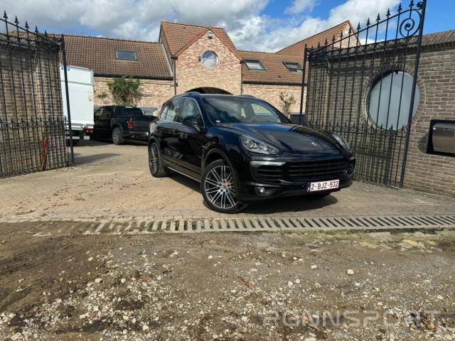 Cayenne E2 S e-hybrid (2015) - Photo 3