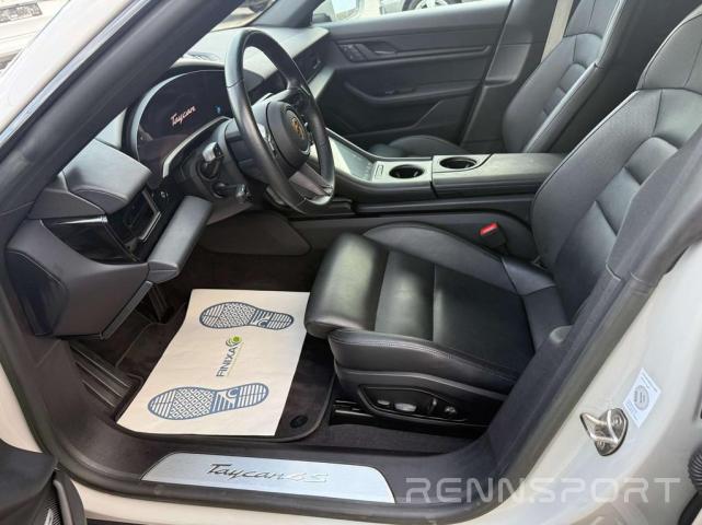 Taycan 4S (2022) - Photo 5