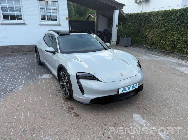 Taycan 4S (2022) - Photo 9