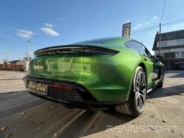 Taycan 4S (2020) - Photo 6