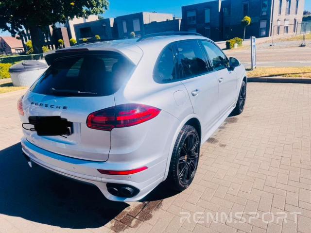 Cayenne E2 S e-hybrid (2017) - Photo 4