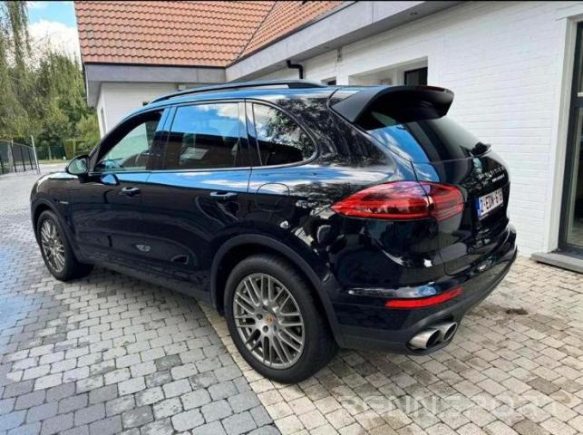 Cayenne E2 S e-hybrid (2016) - Photo 15