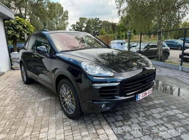 Cayenne E2 S e-hybrid (2016) - Photo 13