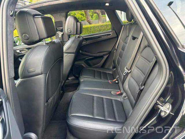 Macan Turbo (2014) - Photo 5
