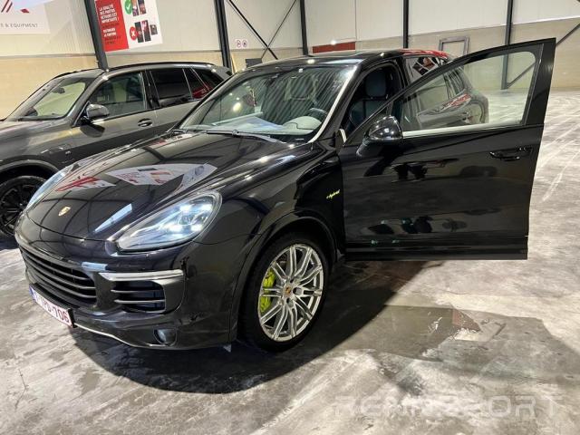 Cayenne E2 S e-hybrid (2017) - Photo 2