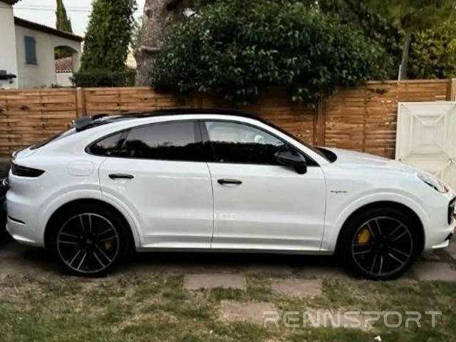 Cayenne E3 Turbo S e-hybrid (2020) - Photo 1