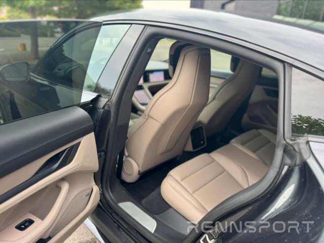 Taycan Turbo 93.4 kWh (2020) - Photo 8