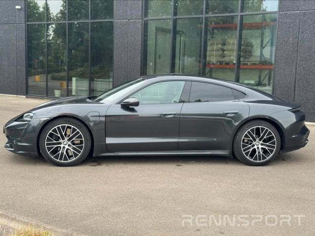 Taycan Turbo 93.4 kWh (2020) - Photo 6