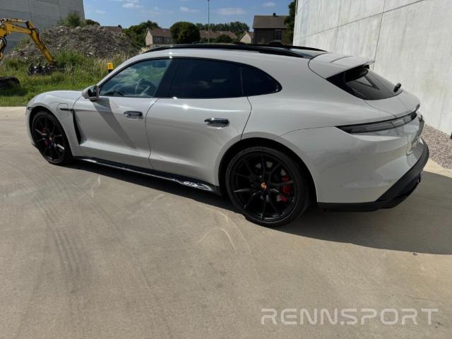 Taycan Phase I GTS (2023) - Photo 4