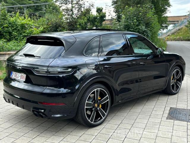 Cayenne E3 Phase I e-hybrid (2020) - Photo 4