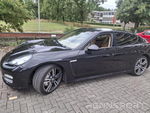 Panamera G1 Phase I V6 (2011) - Photo 2