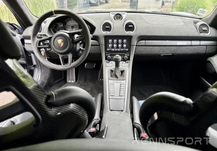 Cayman 718 GT4 RS (2022) - Photo 12