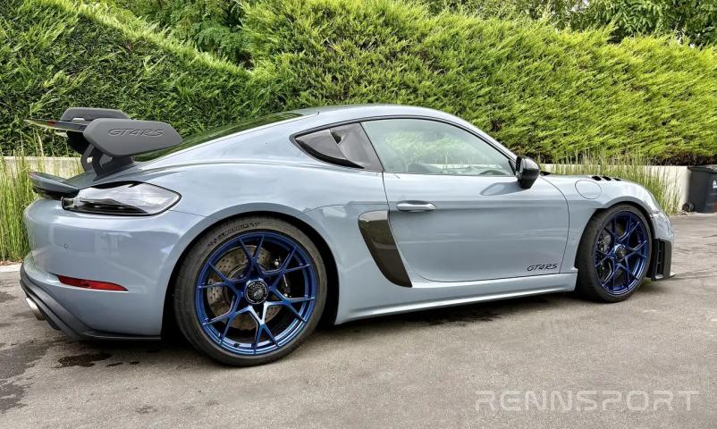 Cayman 718 GT4 RS (2022) - Photo 2