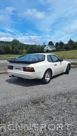 944 (1984) - Photo 5