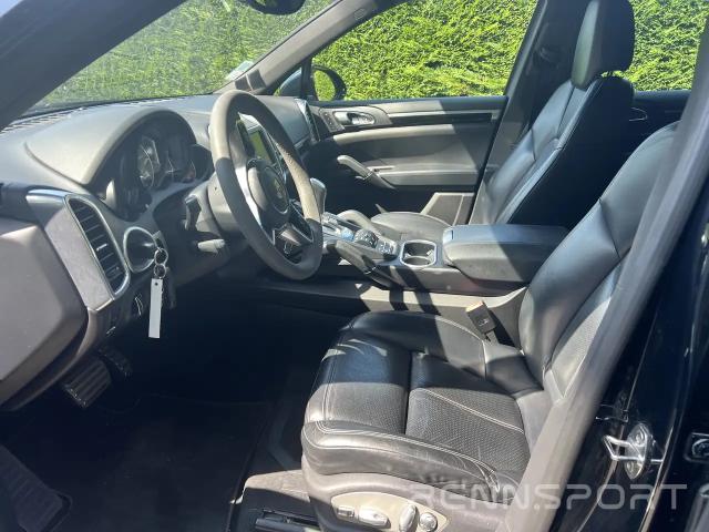 Cayenne E2 Phase II S diesel (2015) - Photo 4