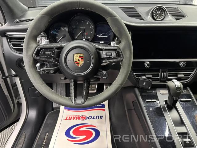 Macan I Phase III GTS (2024) - Photo 15