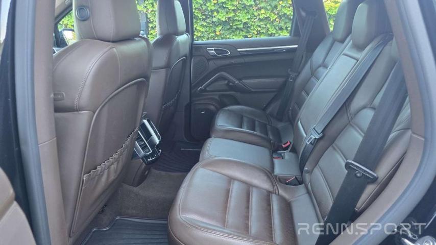 Cayenne E2 Phase II S e-hybrid (2016) - Photo 12