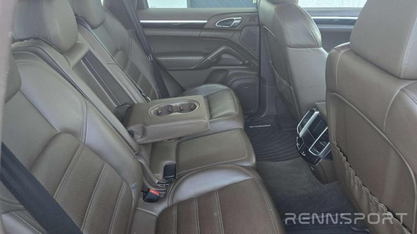 Cayenne E2 Phase II S e-hybrid (2016) - Photo 13