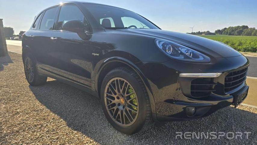 Cayenne E2 Phase II S e-hybrid (2016) - Photo 2