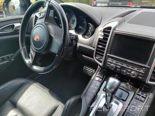 Cayenne E2 Phase I S hybrid (2011) - Photo 9