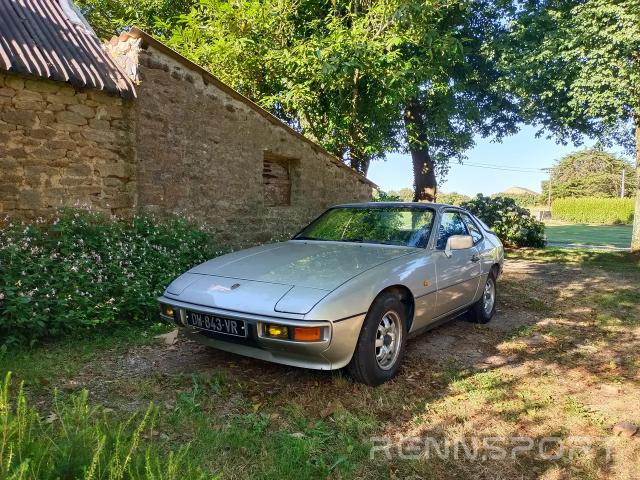 924 (1984) - Photo 1