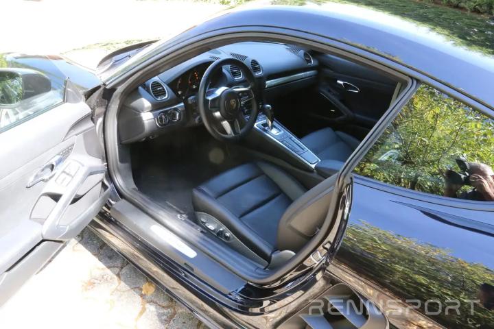 Cayman 718 (2017) - Photo 2