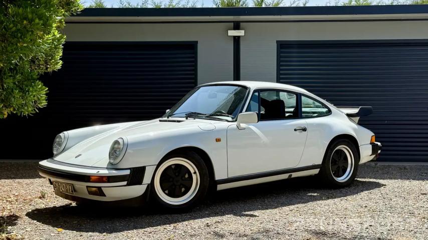 911 G Carrera (1986) - Photo 1